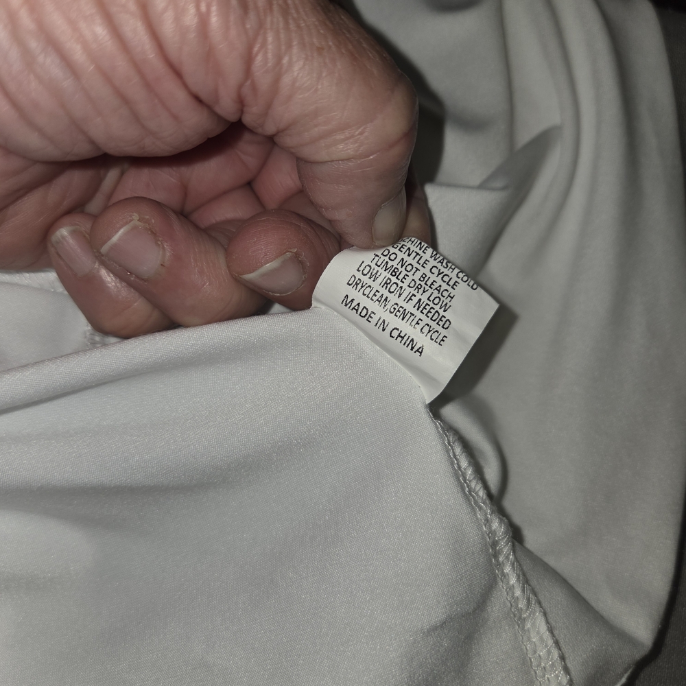 Black And White Long Sleeve Top with Zipper - Picture 7 of 7